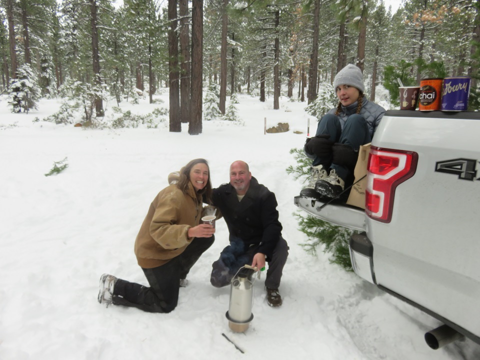 Cutting our Christmas Tree in the Sierra-Nevada Mountains with our Kelly Kettle