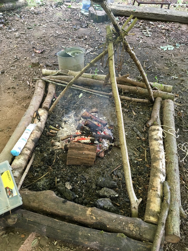 Forest School campfire. Great fun and the kids love it. Just need a kettle to be able to boil water for Hot Chocolate and soup!